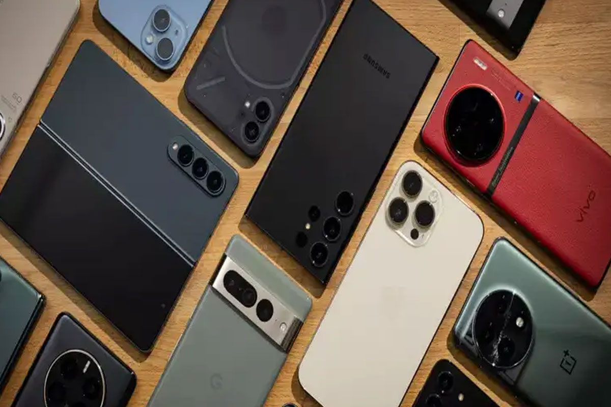 استعمال شدہ موبائل فون خریدنے والوں کیلئے بُری خبر؛ حکومت کا اہم فیصلہ