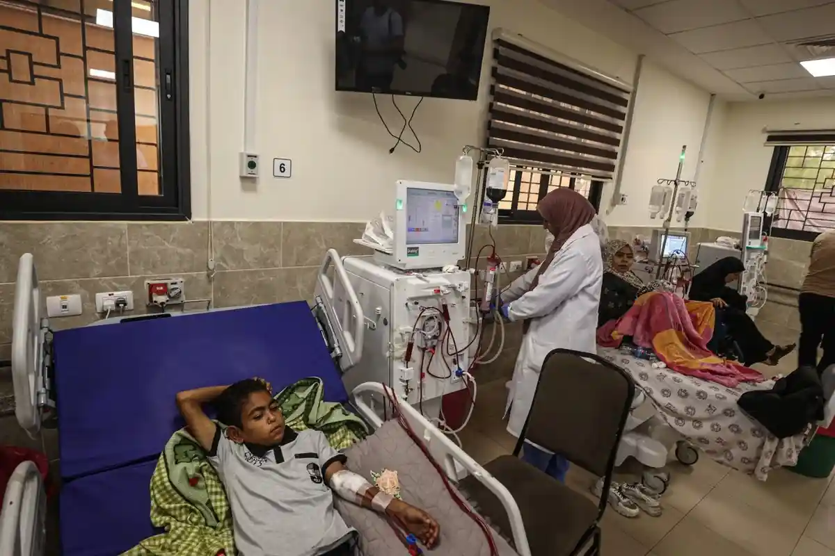 غزہ کے اسپتالوں میں ادویات کی شدید کمی، مریضوں کی زندگیاں داؤ پر لگ گئیں