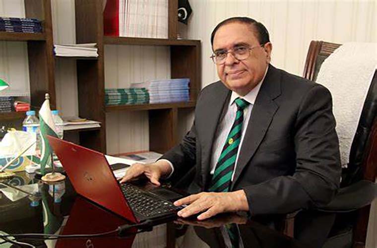 China confers highest award to Pakistani scientist Prof Dr Atta ur Rahman
