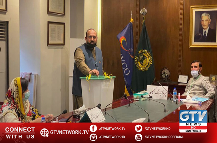 Polling to elect new mayor of Islamabad continues