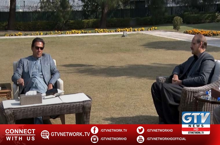 PTI MNA meets Prime Minister Imran Khan to discuss current situation