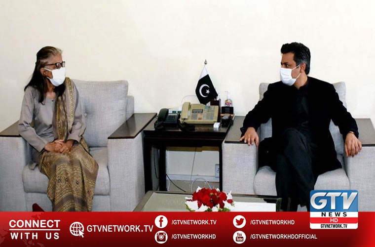 Minister wants rationalizing salaries and pensions of employees