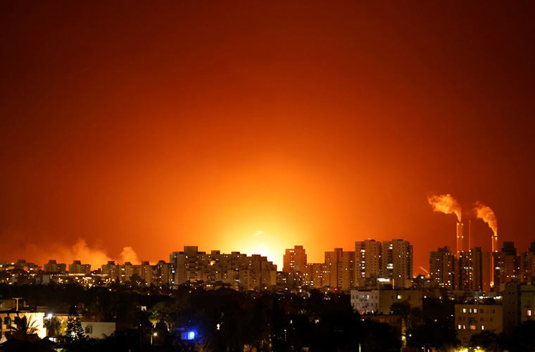 Israeli energy pipeline hit in Ashkelon amid rains of rockets from Gaza