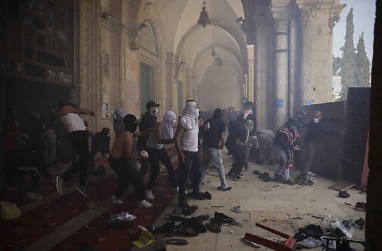 Over 300 Palestinians injured in the latest Israeli attacks in occupied Quds