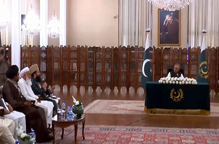 President Alvi asks Ulema to work for social reform and promotion of moral values