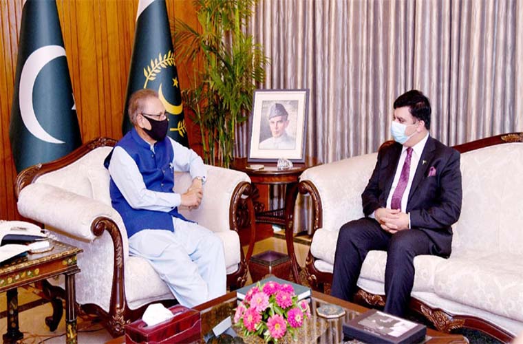 President of Pakistan calls for enhanced air and sea links with Iraq