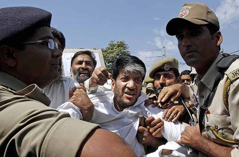 Kashmiri leader Shabbir Shah under Indian captivity for fours years