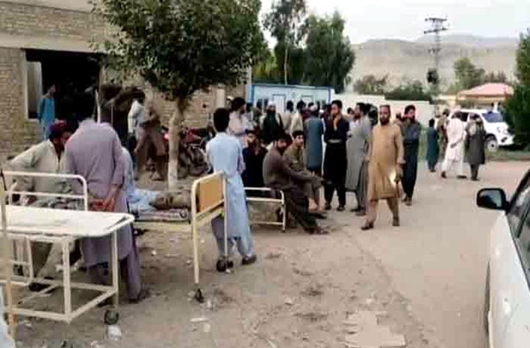 Balochistan quake near Harnai kills 20 and injures 300 people