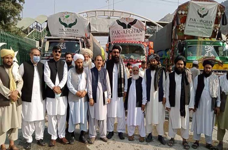 Pakistan sends relief goods Afghanistan via Torkham border