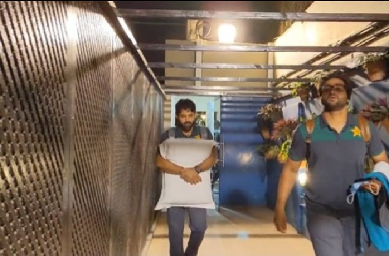 Muhammad Rizwan was once again spotted with his famous pillow