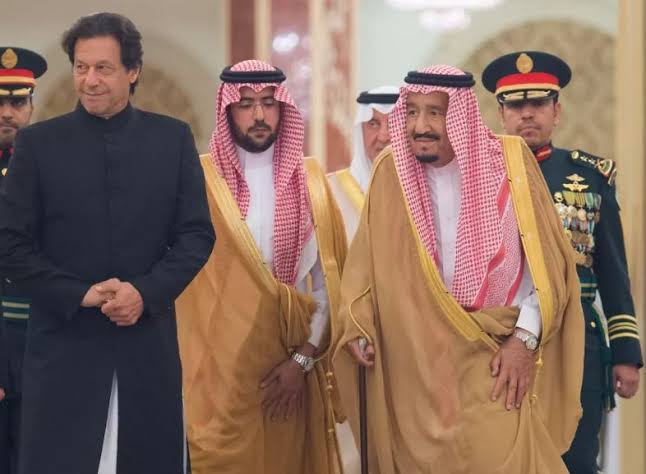 PM Khan felicitates Saudi leadership on National day.