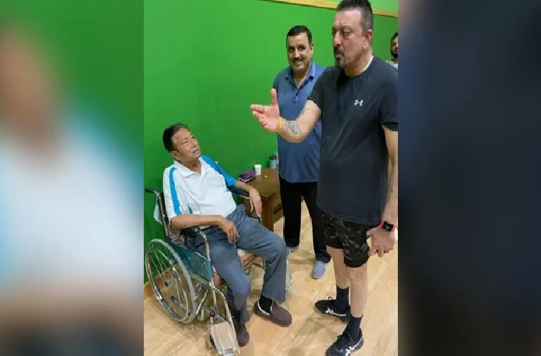 Photo of Pervez Musharraf and Sanjay Dutt goes viral on social media