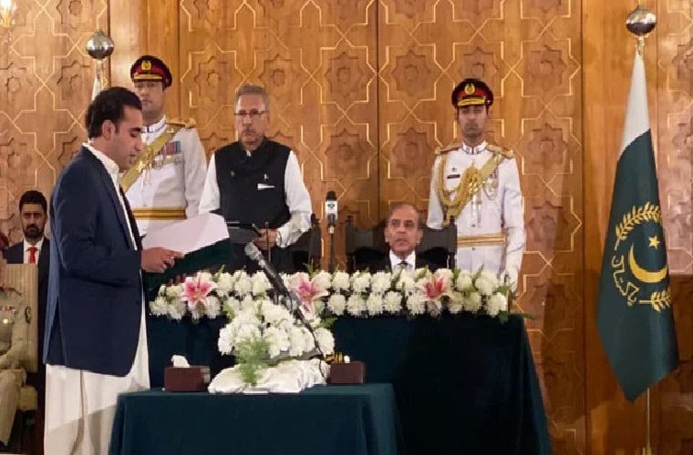 Bilawal Bhutto takes oath as federal minister