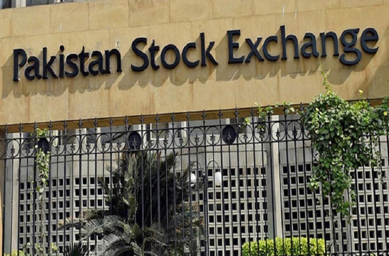 PSX 100-index hits 62,493 mark after gained 802 points in intraday trading