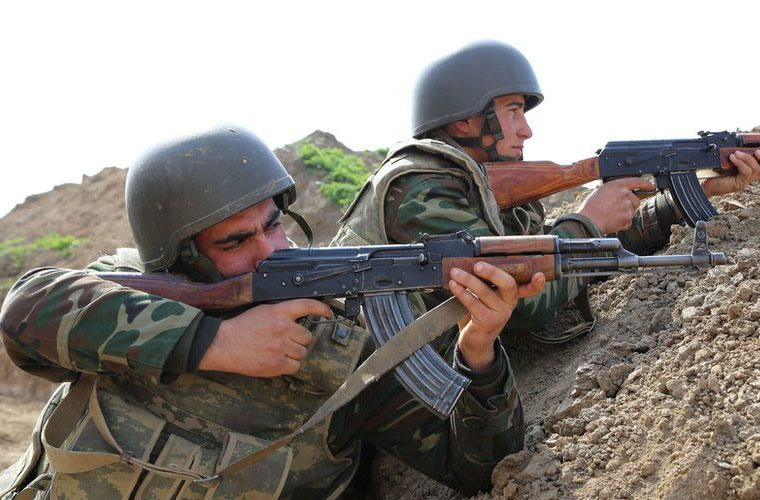 Almost 100 killed in clashes between Azerbaijan and Armenia