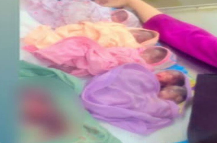 Sextuplets die in Karachi