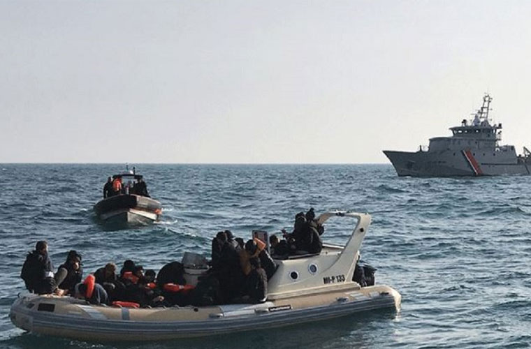 Six migrants among children dead as boat sinks off Turkish coast