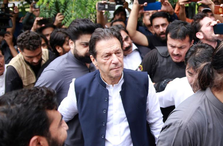 Contempt of court case: Imran Khan submits new affidavit