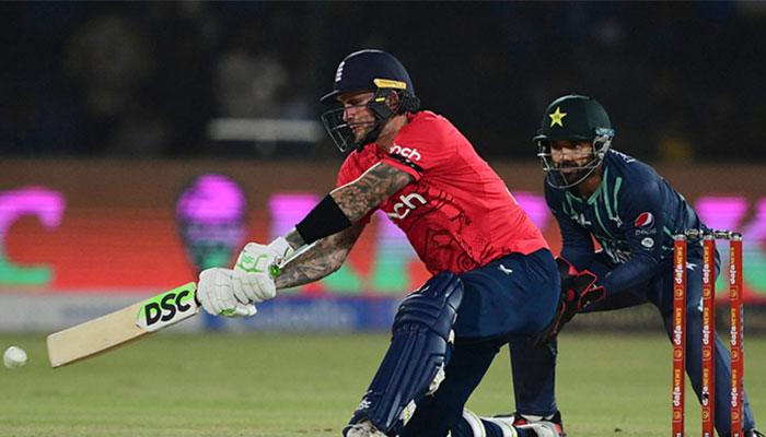 England beats Pakistan, wins T20I series