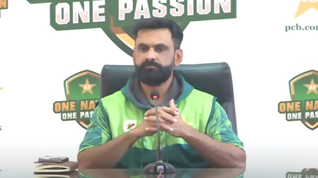 There is no need for a head coach in the current setup,Hafeez