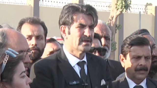 PTI founder ‘refuses to meet Sher Afzal Marwat’