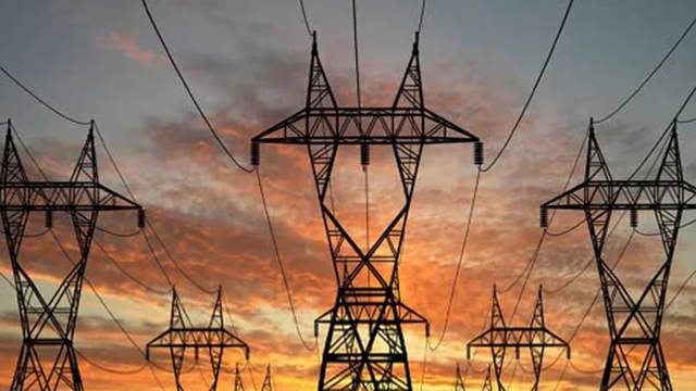 NEPRA reduces electricity tariff for Karachi consumers