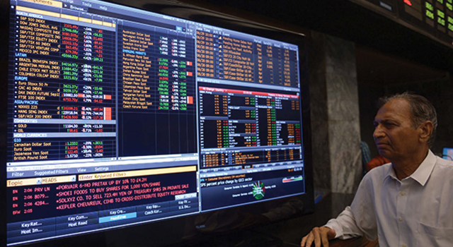 PSX down over 1000 points amid political instability