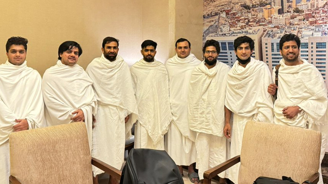 Watch: Babar and Co. recite beautiful Naat