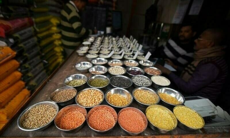 AI suggests what foods are necessary to eat during Sehar and Iftar