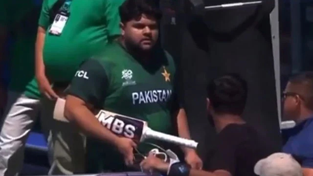 Azam Khan out, Imad Wasim in for game against India