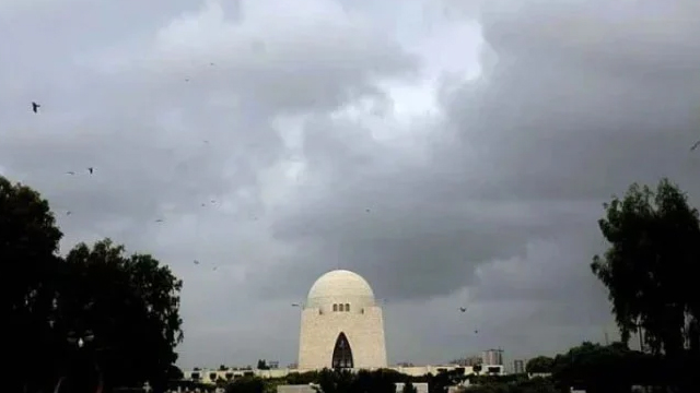 Will it rain in Karachi today?