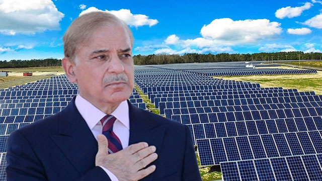PM Shehbaz announces duty-free solar panels for Pakistanis