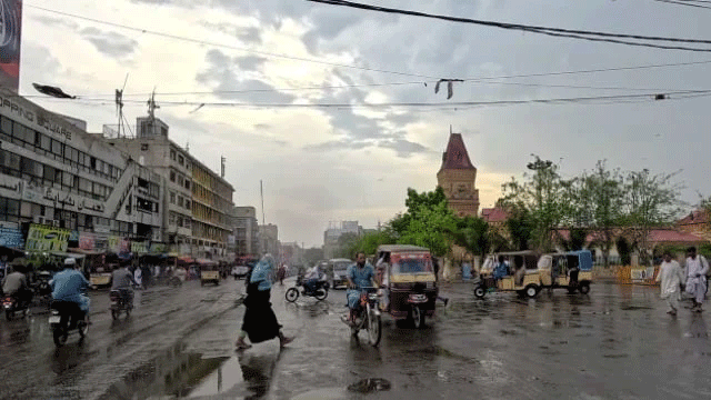 Will it rain in Karachi today?