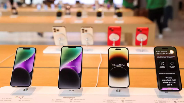 Will era of smartphones end very soon?