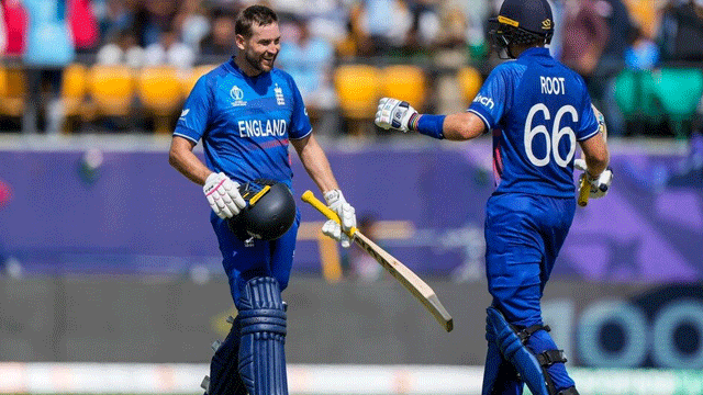 England’s former top-ranked batter announces retirement