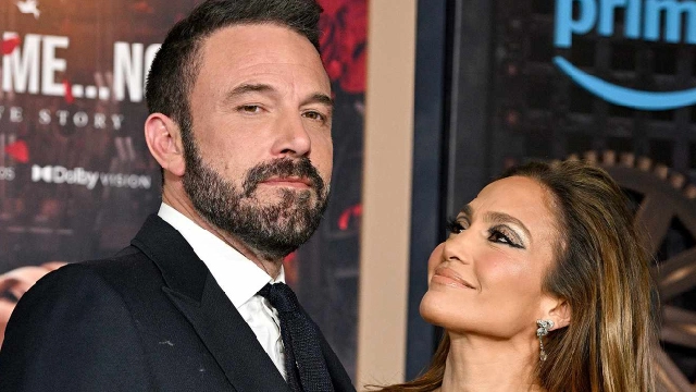 Jennifer Lopez files for divorce from Ben Affleck