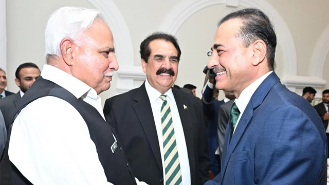 COAS hosts Independence Day reception in honor of Pakistan Army veterans