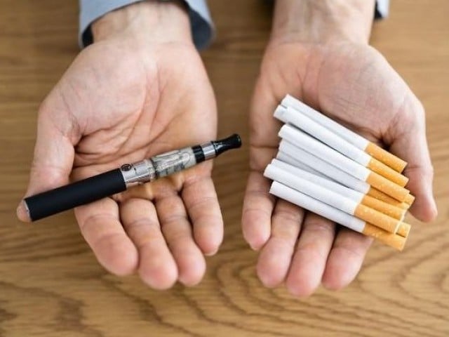 Using cigarettes and vaping together increase risk of this deadly disease