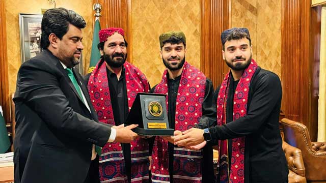 Nadeem Sarwar to receive honorary doctorate, ‘Tamgha-e-Imtiaz’