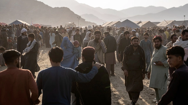 Pakistan government issues new directives for Afghan citizens