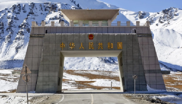 Iconic Khunjerab border between Pakistan-China closed