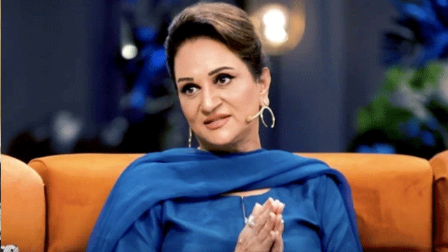 Bushra Ansari shares tip to make skin shiny and soft in winter