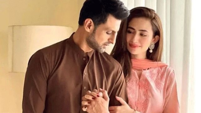 Sana Javed shares her new charming photos with Shoaib Malik