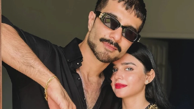 Feroze Khan dismisses divorce rumours with new romantic pictures