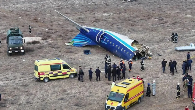 Putin offers apology to Azerbaijan without taking blame for plane downing