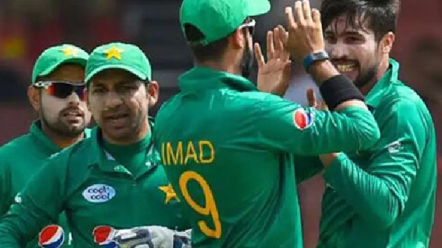 Sarfaraz pens heartfelt note on Imad, Amir retirement
