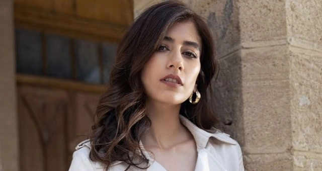 Watch: Syra Yousuf caught stealing from grocery store