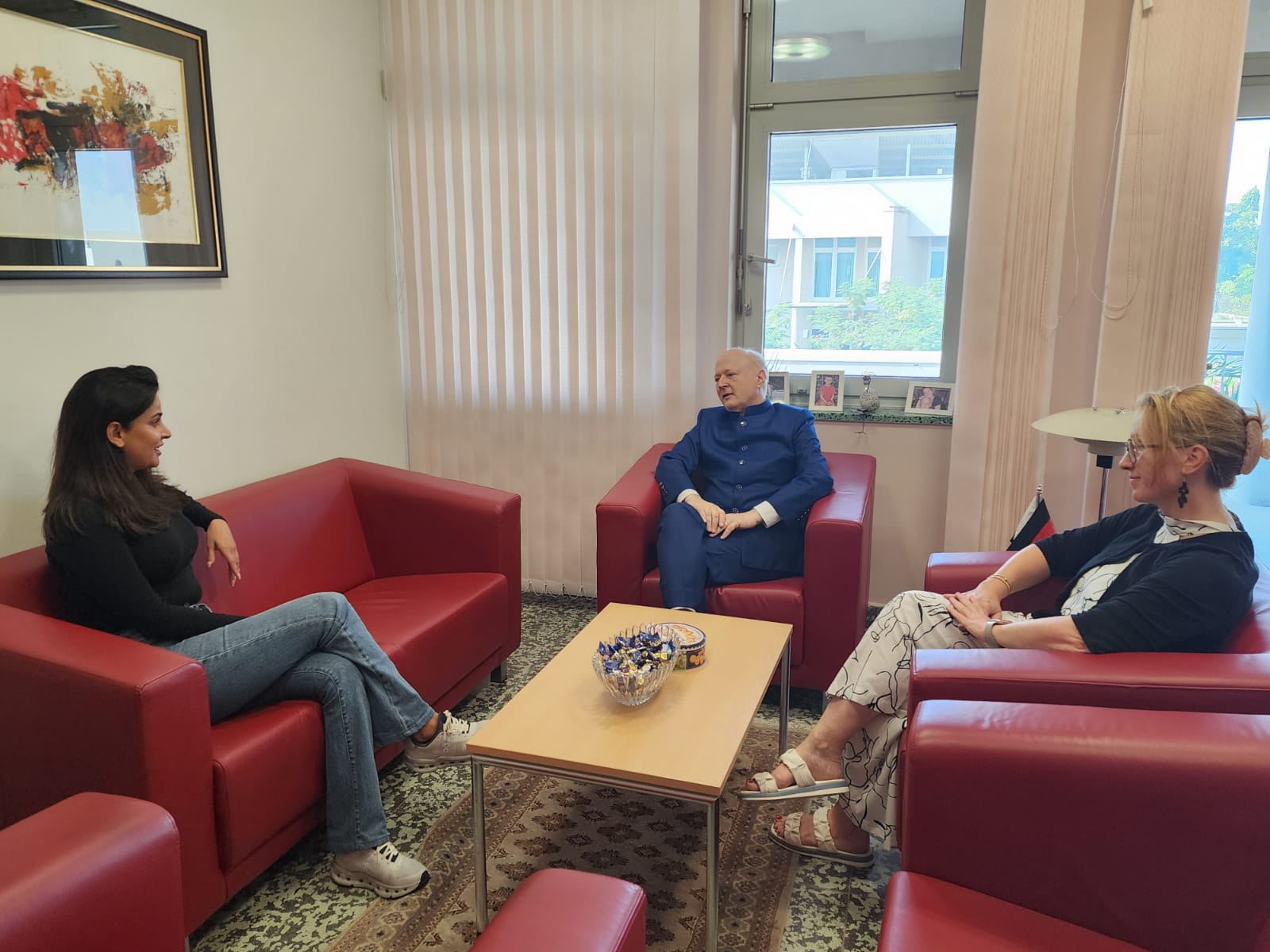 Saba Qamar meets German envoy to discuss children’s rights and environment