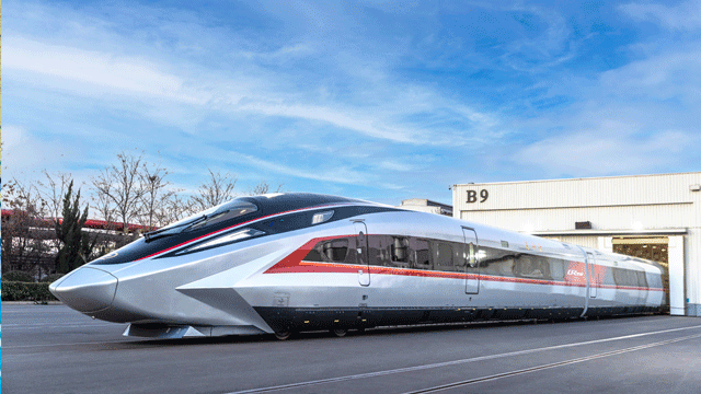 China introduces prototype of world’s fastest train