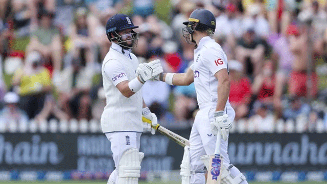 World record! England complete 500,000 runs in second Test against New Zealand